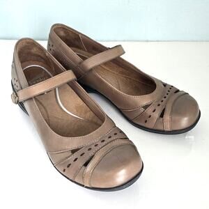 Dansko Mathilda Mary Jane flats Women's 41 Dark Taupe Nappa Leather Comfortable